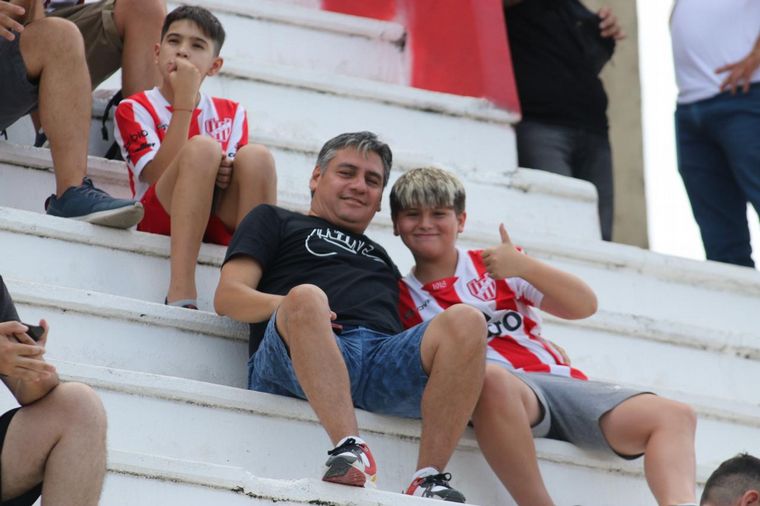 Los hinchas de Instituto coparon las tribunas del Monumental de Alta Córdoba.