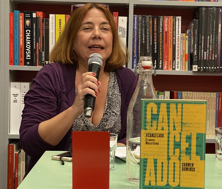 Carmen Domingo, escritora.