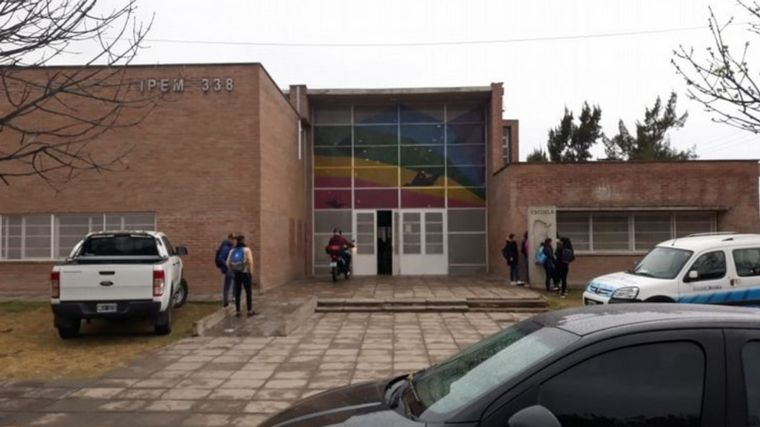 La escuela de barrio Marqués Anexo que enfrentó a las balas con palabras