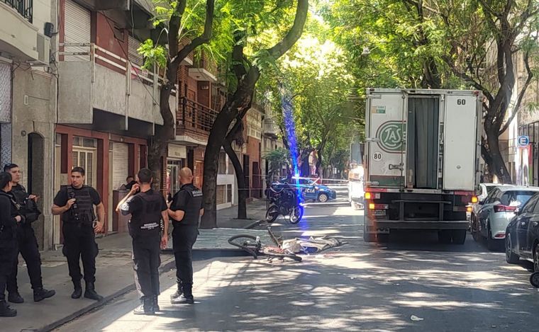 El ciclista ingresó al HECA lúcido, pero con fuertes golpes. 