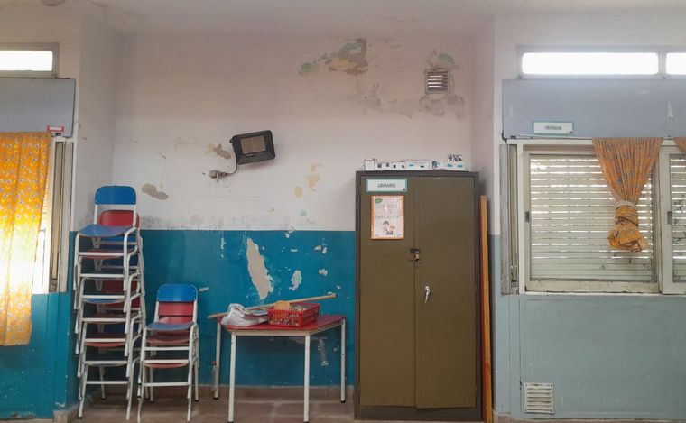 Tomaron el colegio Juan Bautista Bustos: reclaman mejoras edilicias.