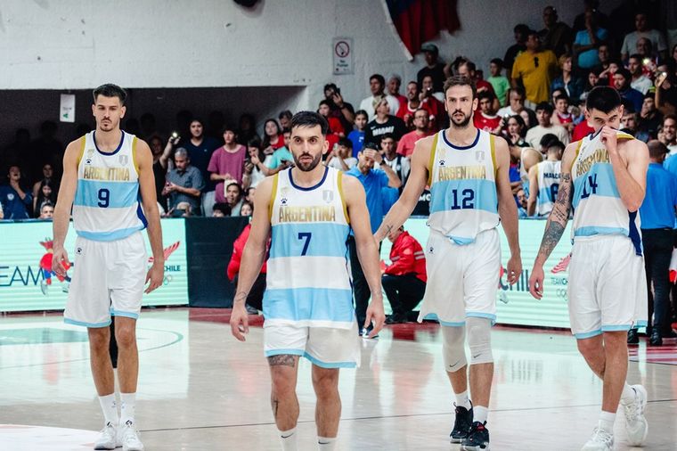 FOTO: Argentina cayó ante Chile por las Eliminatorias para la AmeriCup 2025. (FIBA)
