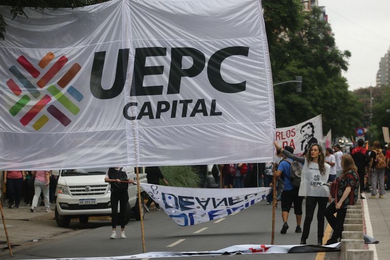 Marcha de docentes en Córdoba. 