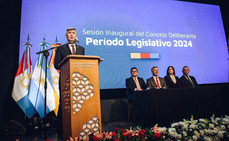 Passerini abrió el periodo de sesiones ordinarias: promesas y críticas a Milei.