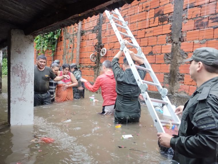 FOTO: Las impactantes imágenes del temporal en Corrientes. 