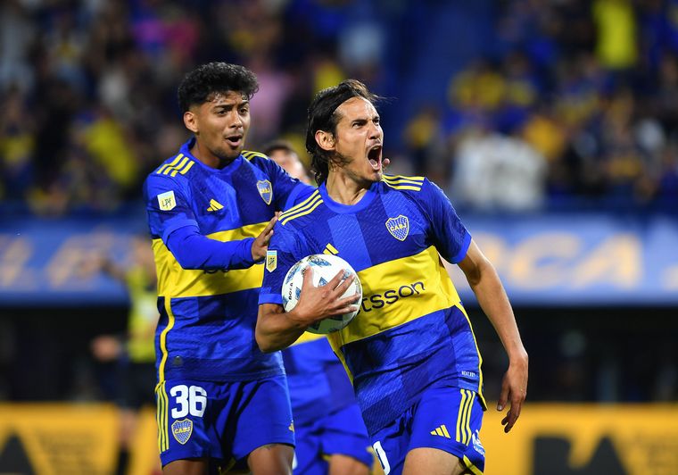 Cavani marcó los tres goles de Boca y le dio el triunfo sobre Belgrano.