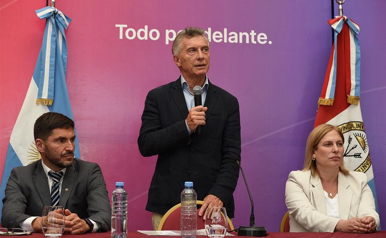 FOTO: Macri, junto a Pullaro en Rosario: 