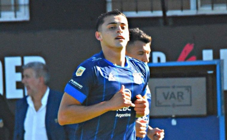 Talleres y Riestra, en un cruce por Copa de la Liga. Foto: @La1913ok