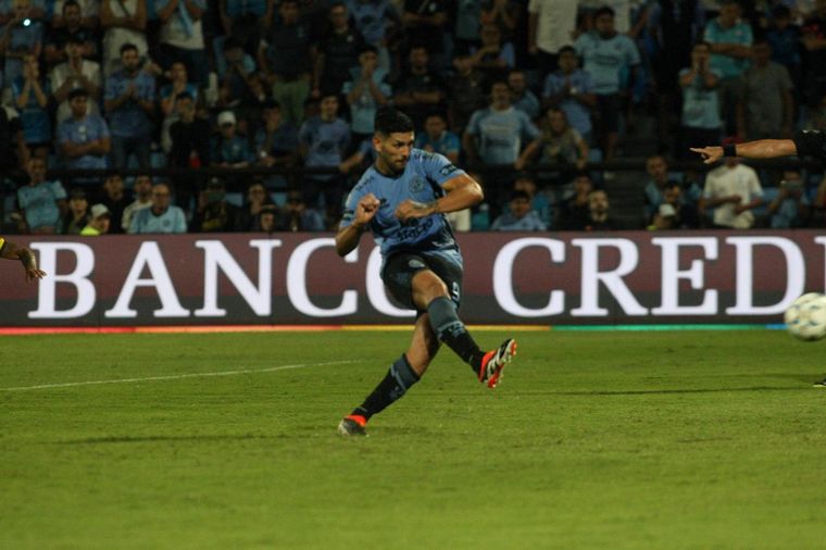 Belgrano y Defensa y Justicia, en un duelo por Copa de la Liga