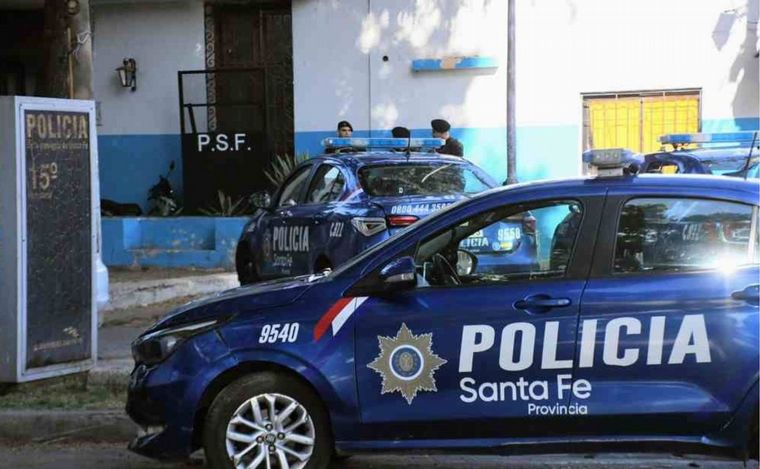 FOTO: Ataque a balazos contra la comisaría 15ta en la zona sur de Rosario.