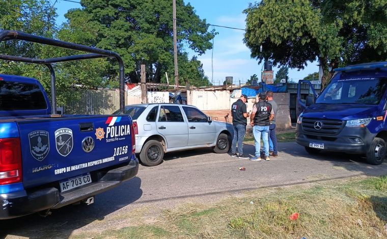 FOTO: Detenidos en Rosario por los ataques narco tras una serie de allanamientos. 