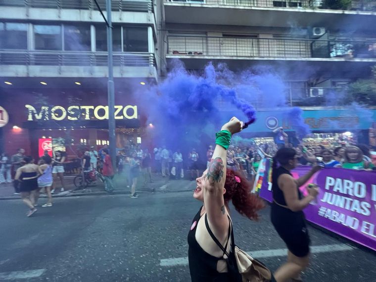 Marcharon en el país por el Día Internacional de la Mujer