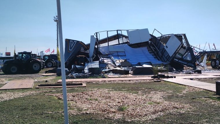 Fuerte temporal en San Nicolás, produjo daños en la Expoagro