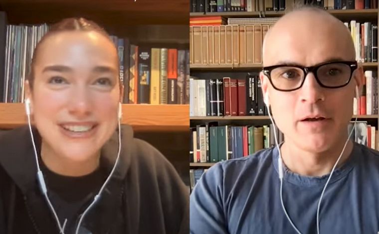 Dua Lipa y Hernán Díaz. 