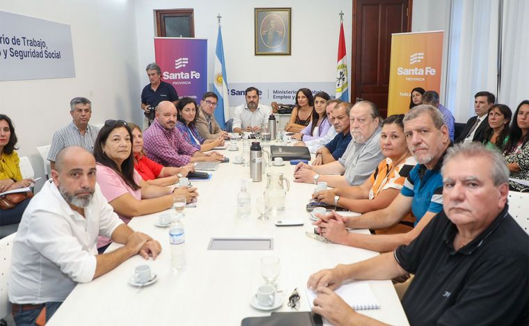 Paritaria docente: hubo otra oferta y gremios la ven 