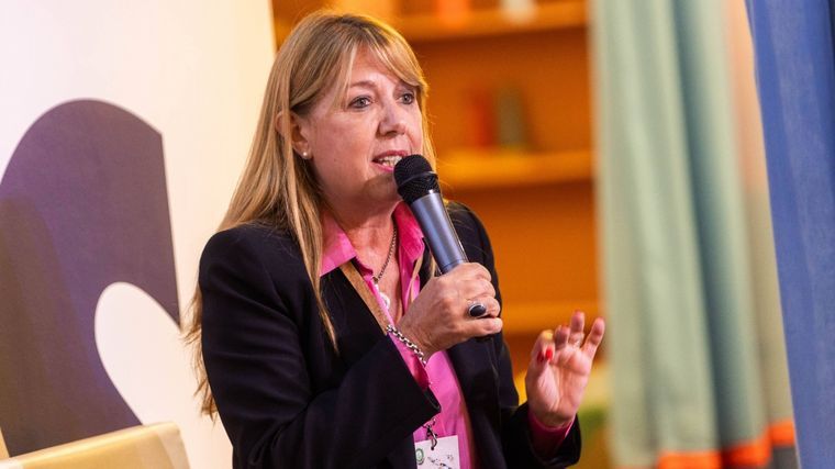 Alejandra Torres presentó un proyecto para ordenar el sistema previsional