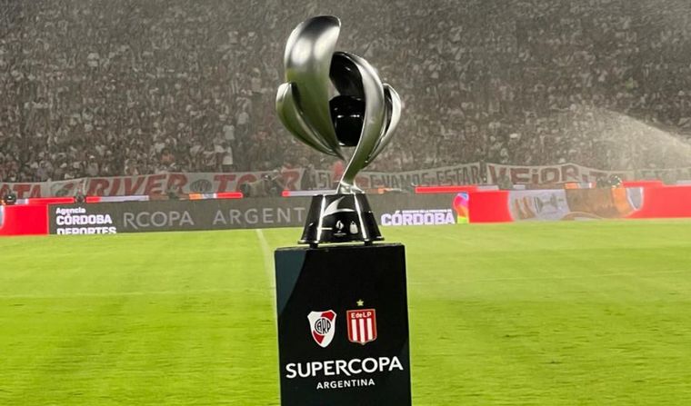 River achicó distancia con Boca y quedó a solo dos títulos de alcanzarlo