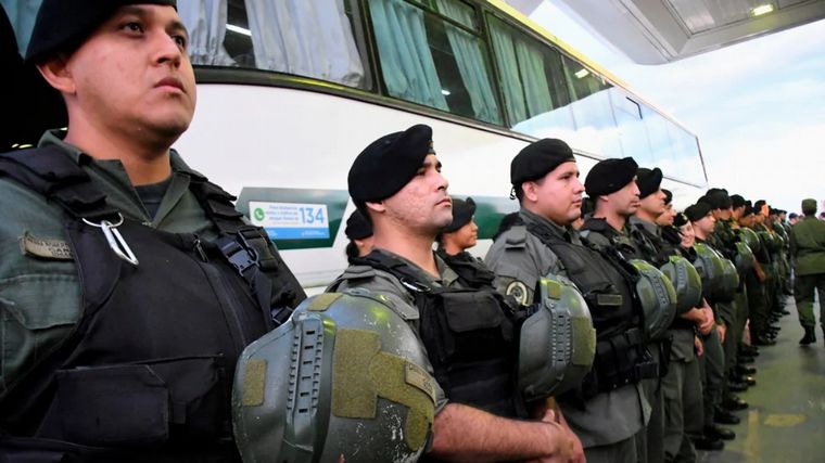 FOTO: Fuerzas armadas en Rosario