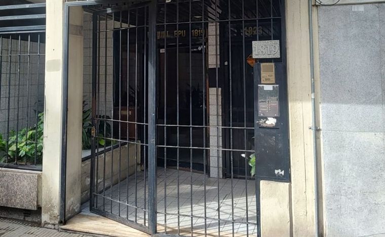 El edificio que no tiene luz hace dos días.