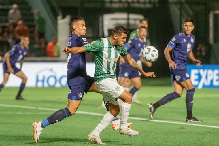 Talleres igualó sin goles en su visita a Banfield. (Foto: Prensa Banfield)