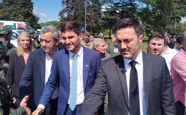 Javkin, Pullaro y Petri.