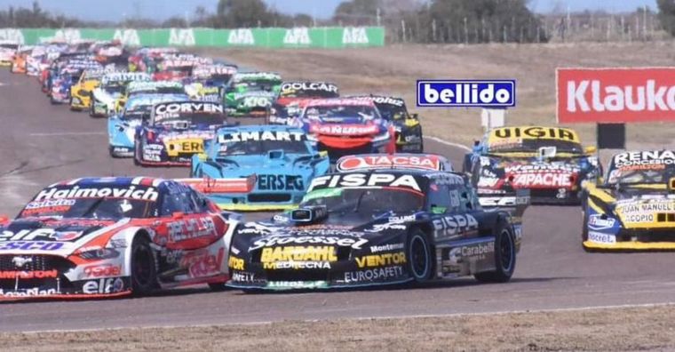 La largada en Viedma del TC por Raúl Bellido.