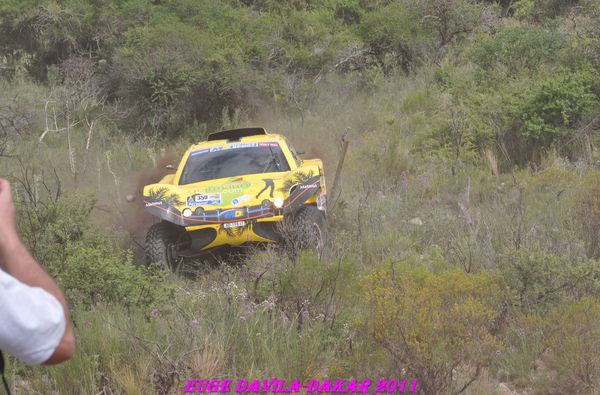 A campo traviesa (Euge Dávila)