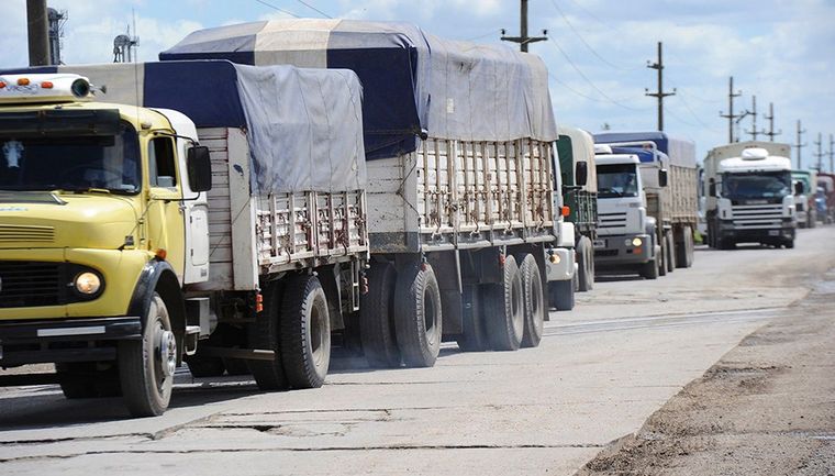 FOTO: Los camiones estarán restringidos el fin de semana largo (Infocampo)