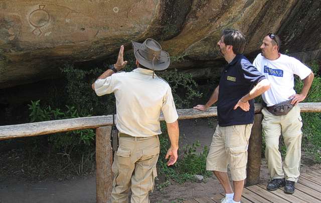 Cerro Colorado, reserva provincial que alberga miles de pictografías de los indígenas.