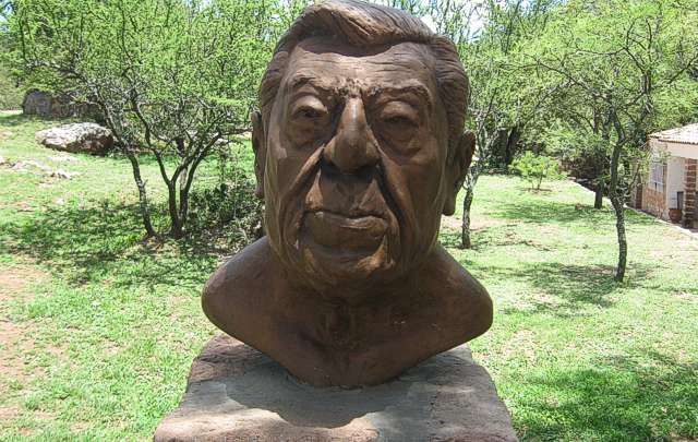 La casa de don Atahualpa Yupanqui, en el Cerro Colorado.