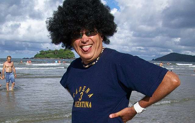 Orlandinho en Palmas do Arvoredo con un look muy particular.