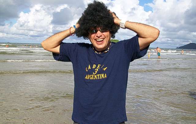 Orlandinho en Palmas do Arvoredo con un look muy particular.