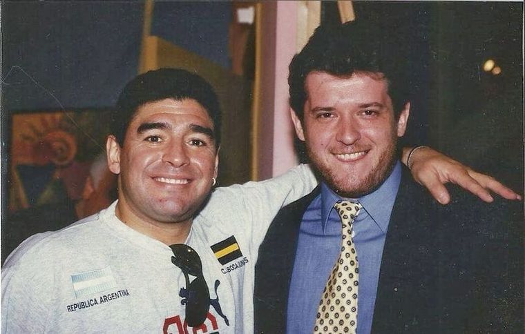 Roberto Villar, un guionista y escritor que hace casi 30 años conquista Madrid