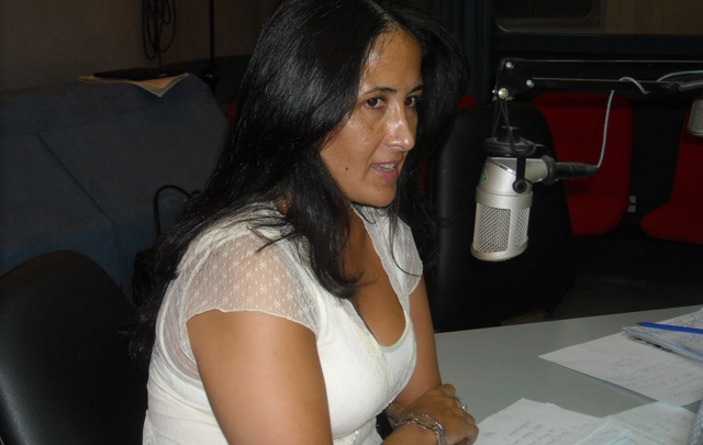 La escritora llenó el estudio de <b>Cadena 3</b> de sensualidad e historias de amor. 