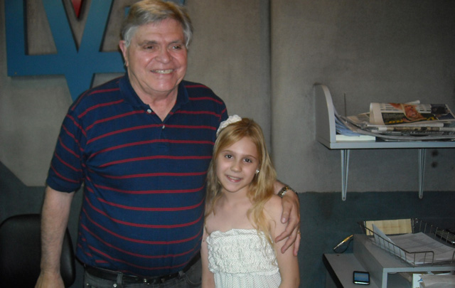 Lisette Grosso Schmid en el estudio de Cadena 3