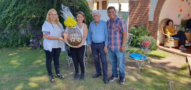 Capilla Vieja llenó de alegría a instituciones que hacen el bien a los demás