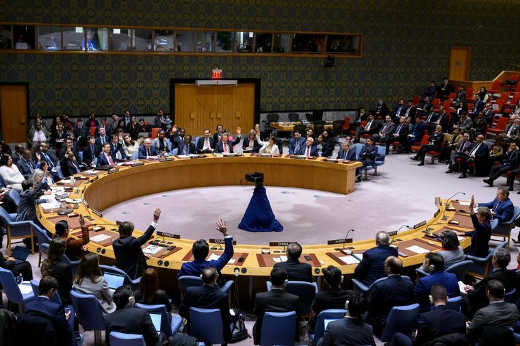 FOTO: Por primera vez, el Consejo de Seguridad de la ONU exigió alto al fuego en Gaza.