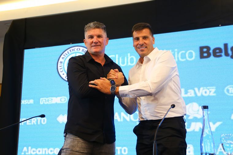 FOTO: Belgrano presentó a su nuevo entrenador, Juan Cruz Real.