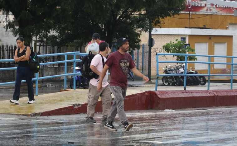 El paso de la tormenta en Córdoba. (Foto: Daniel Cáceres/Cadena 3)