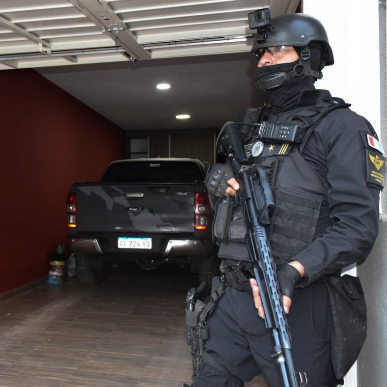 FOTO: Operativo antidroga contra una banda narco peruana-cordobesa. (FPA)