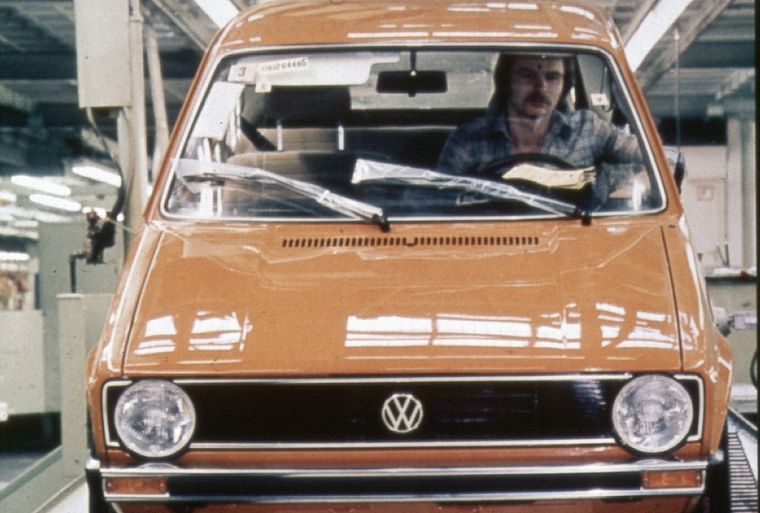FOTO: Volkswagen Golf, el bestseller mundial celebra su 50 aniversario