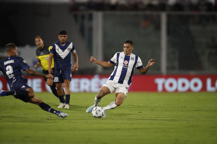 Talleres se quedó con un duelo clave ante Vélez en el Kempes.