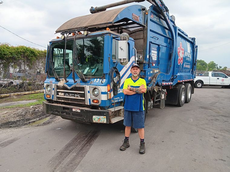 FOTO: Mauricio Becher: de Alto Alberdi a Florida, la vida de un basurero orgulloso