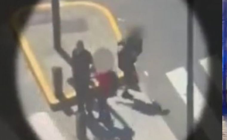 Fue detenido tras robarle a una turista italiana.