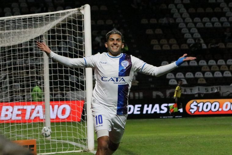 FOTO: Godoy Cruz es el primer clasificado a playoffs de Copa de la Liga