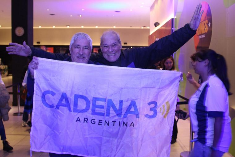 Te vi en el cine: buscate en la sala de cines dino viendo a Talleres