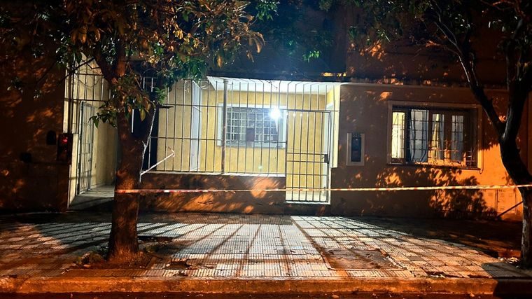 Encontraron muerto a un hombre dentro de un freezer (Foto: Lucía González)