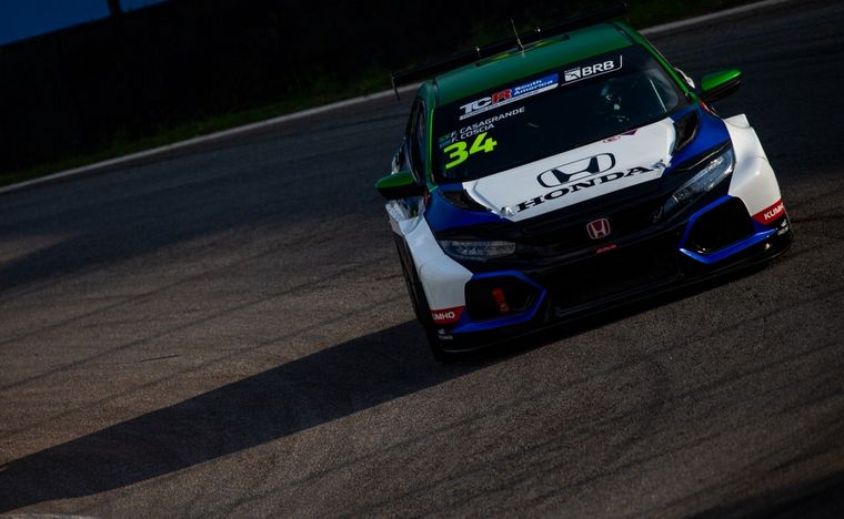 Casagrande comparte su Civic con Coscia en la Ronda 1 de San Pablo