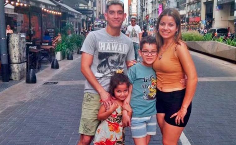 FOTO: La familia Telliz completa murió tras el choque. 