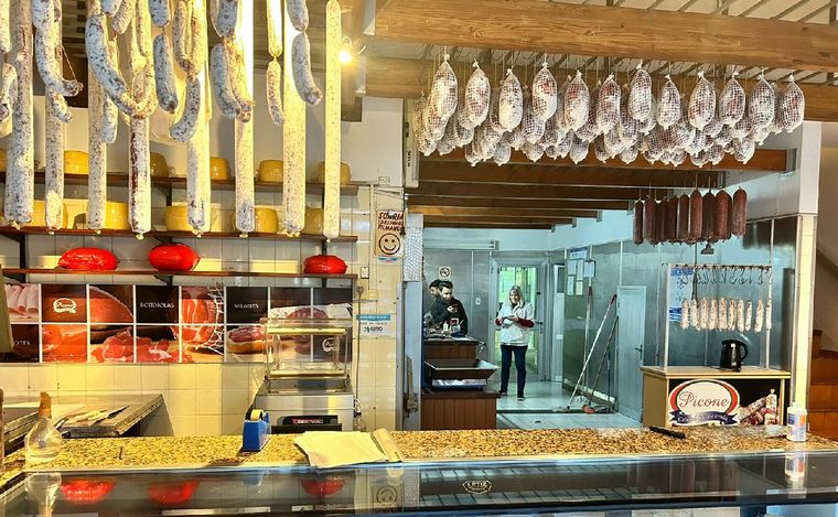 El frigorífico está sin luz desde el martes. (Foto: Lucía González/Cadena 3)